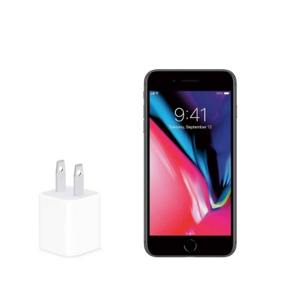 تصویر شارژر آیفون ۸